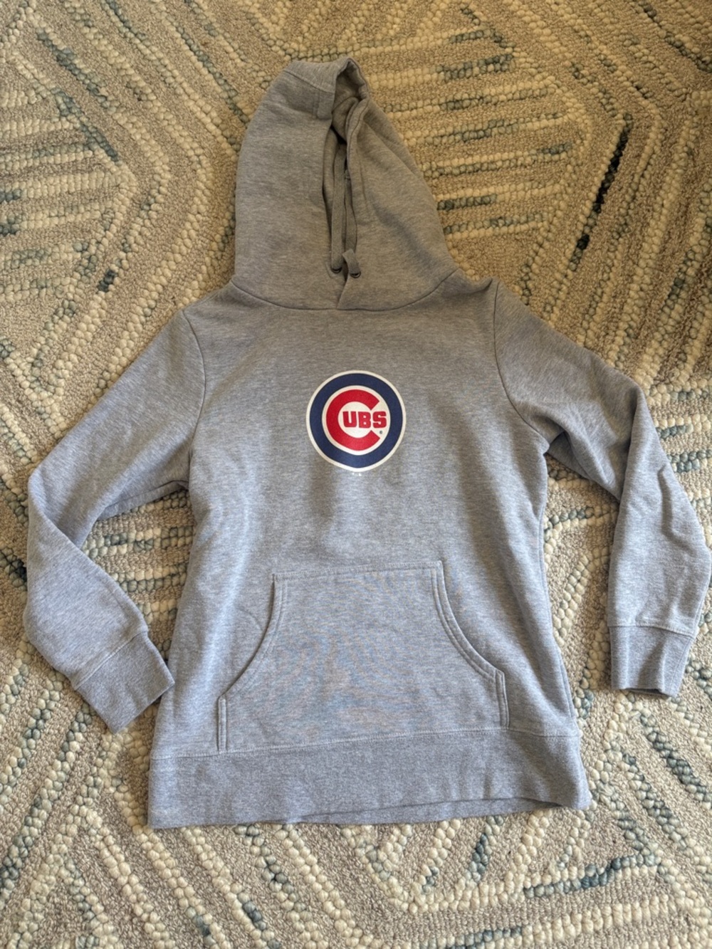 Chicago Cubs Grey Pullover Hoodie with Logo Womens M